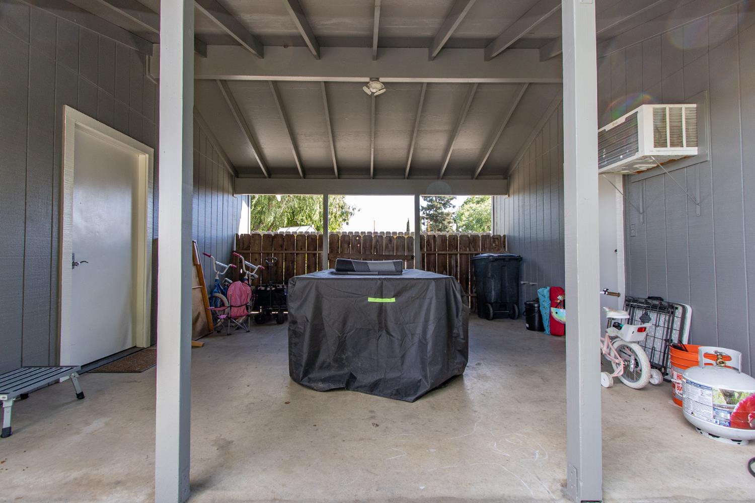 5648 Esmar Rd, Ceres, CA 95307