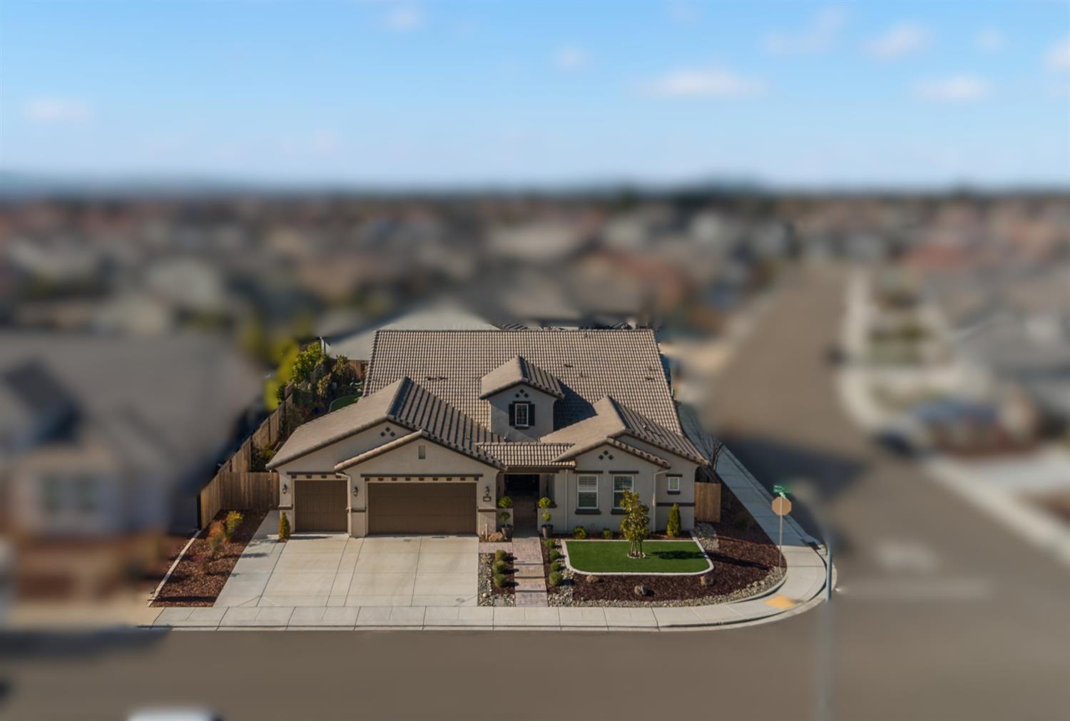 2119 Moya Pl, Manteca, CA 95337