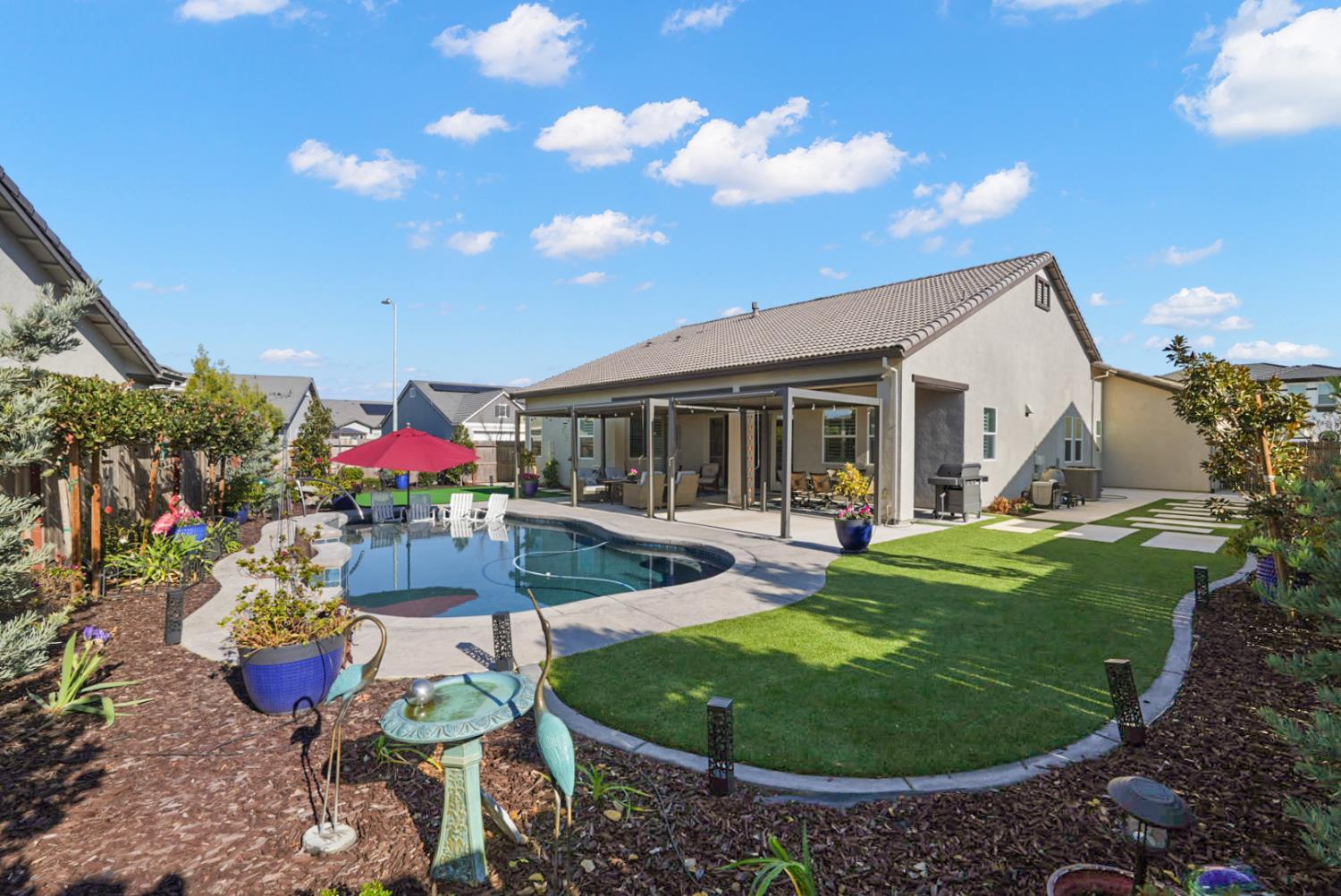 2119 Moya Pl, Manteca, CA 95337