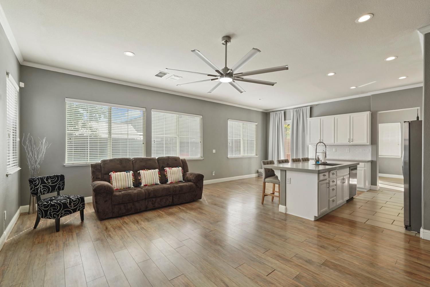 575 Ranger St, Oakdale, CA 95361
