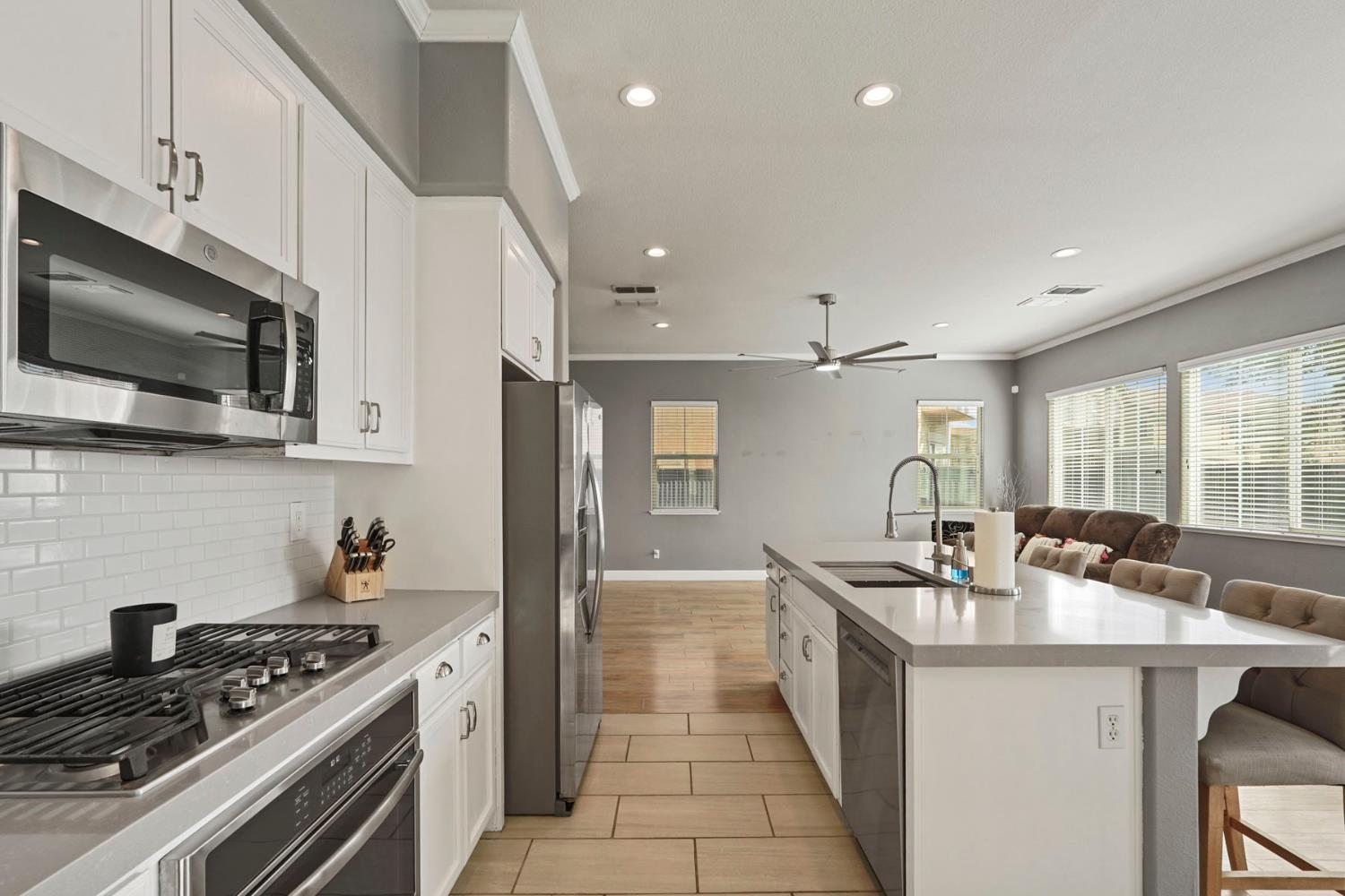 575 Ranger St, Oakdale, CA 95361