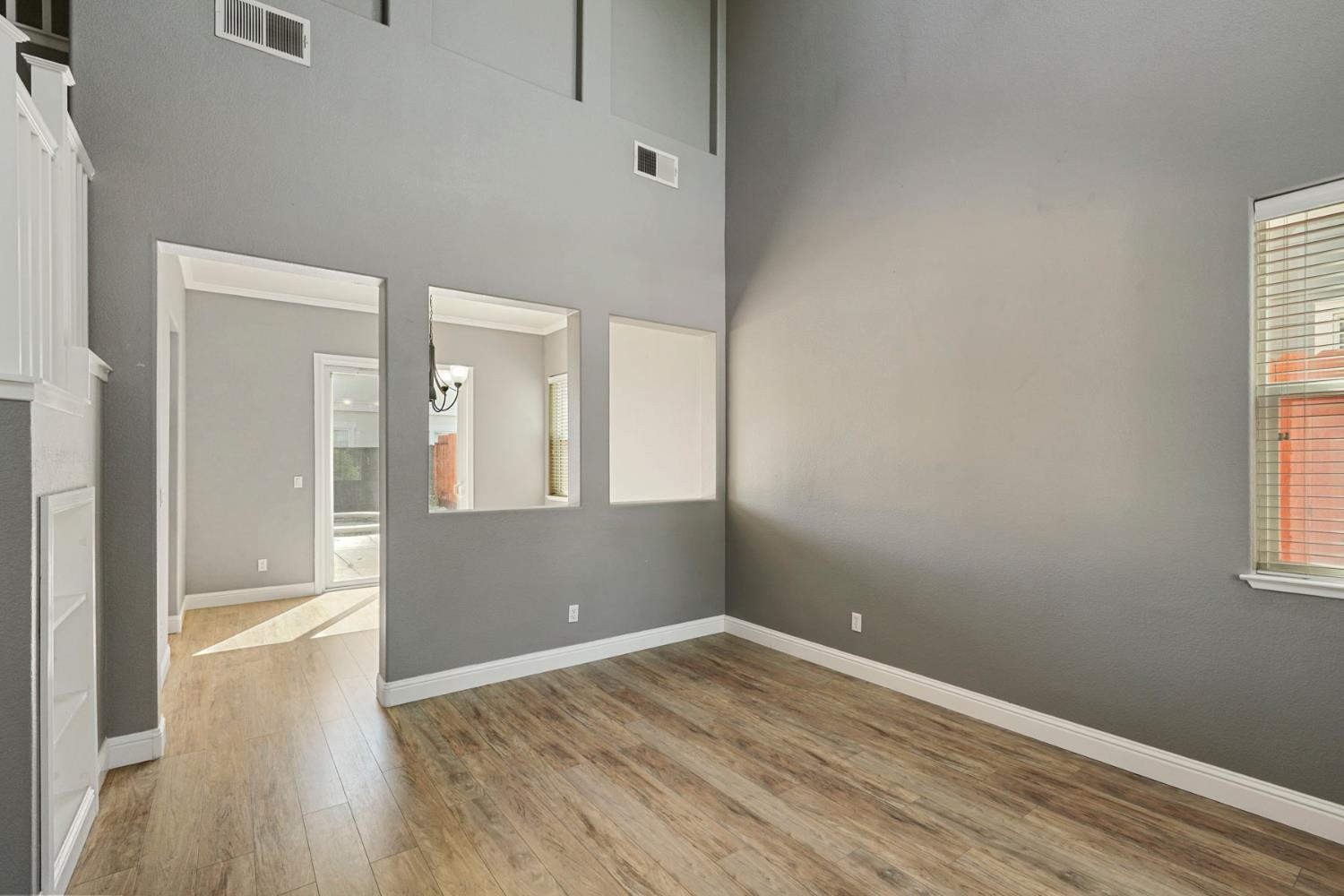 575 Ranger St, Oakdale, CA 95361