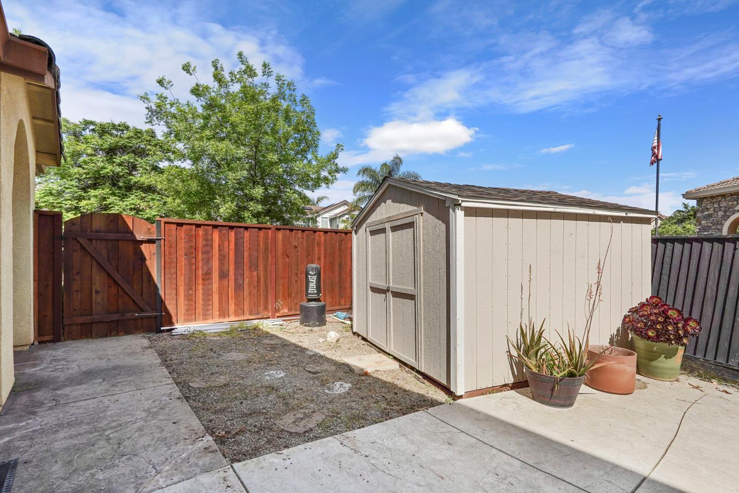 575 Ranger St, Oakdale, CA 95361