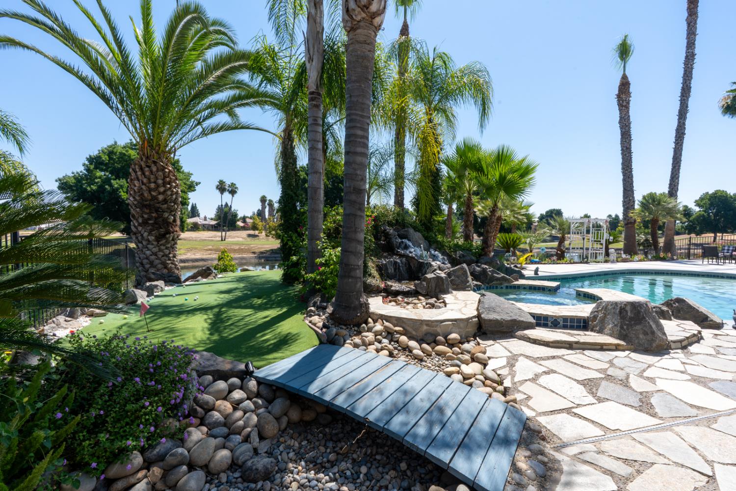 6663 Desert Springs St, Chowchilla, CA 93610