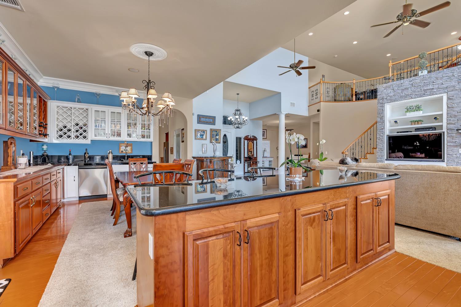 6663 Desert Springs St, Chowchilla, CA 93610