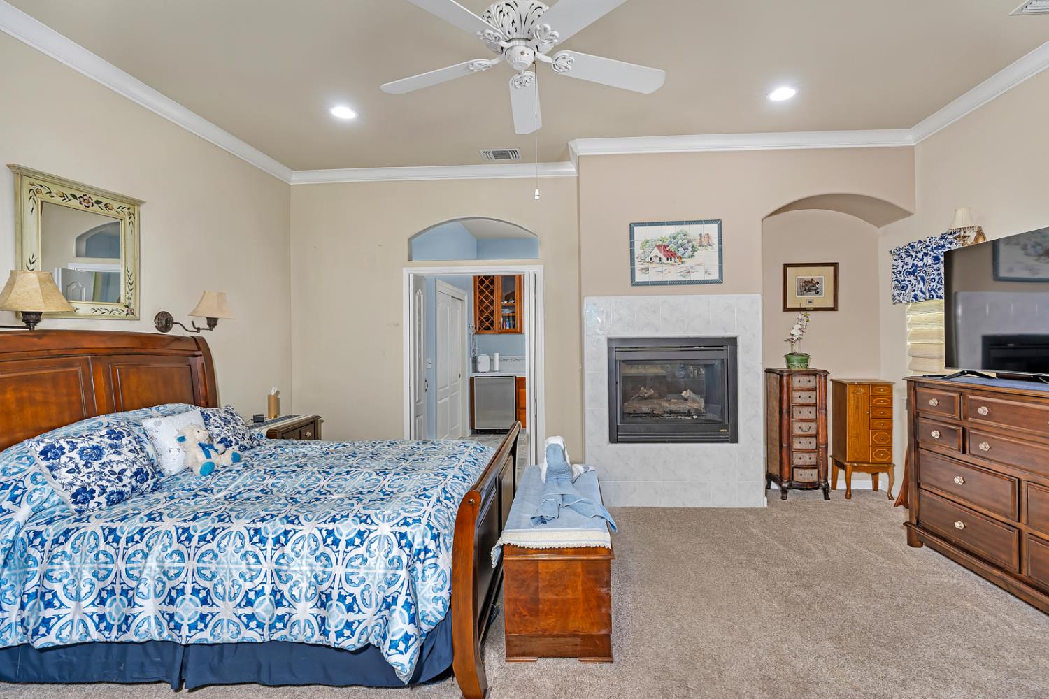 6663 Desert Springs St, Chowchilla, CA 93610