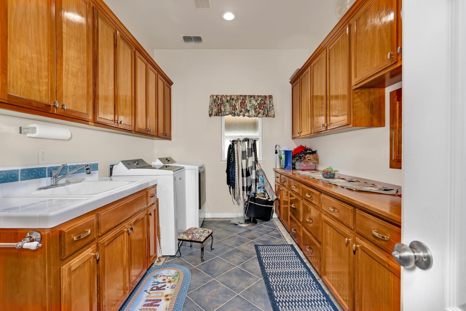 6663 Desert Springs St, Chowchilla, CA 93610