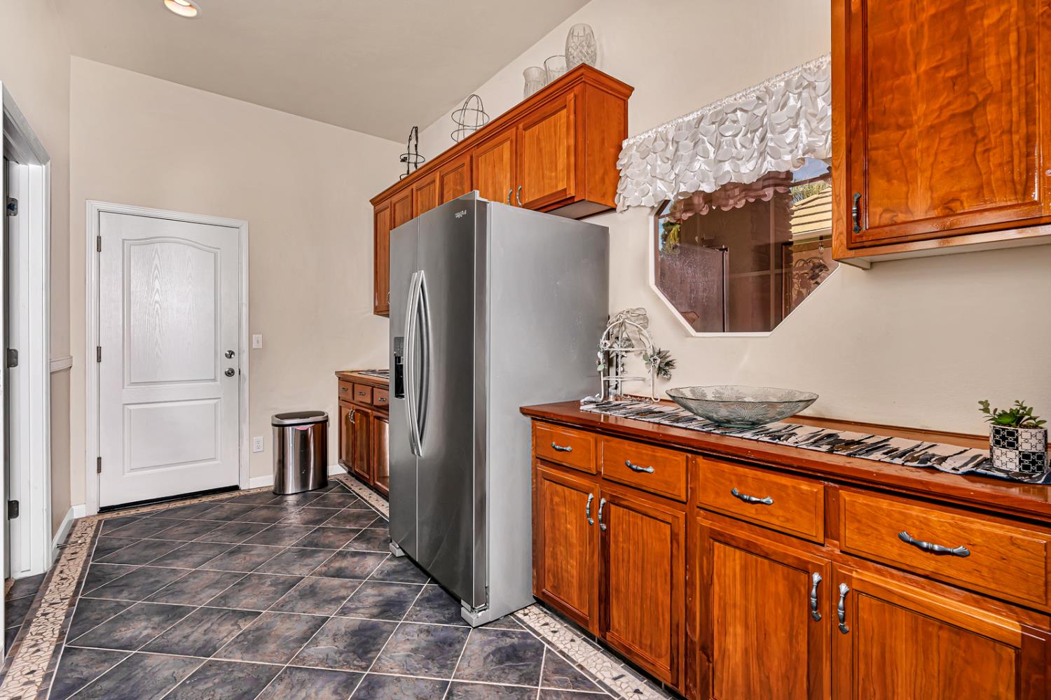 6663 Desert Springs St, Chowchilla, CA 93610