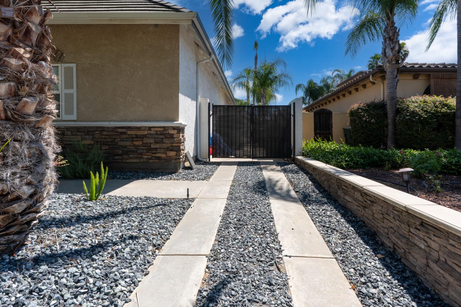 6663 Desert Springs St, Chowchilla, CA 93610