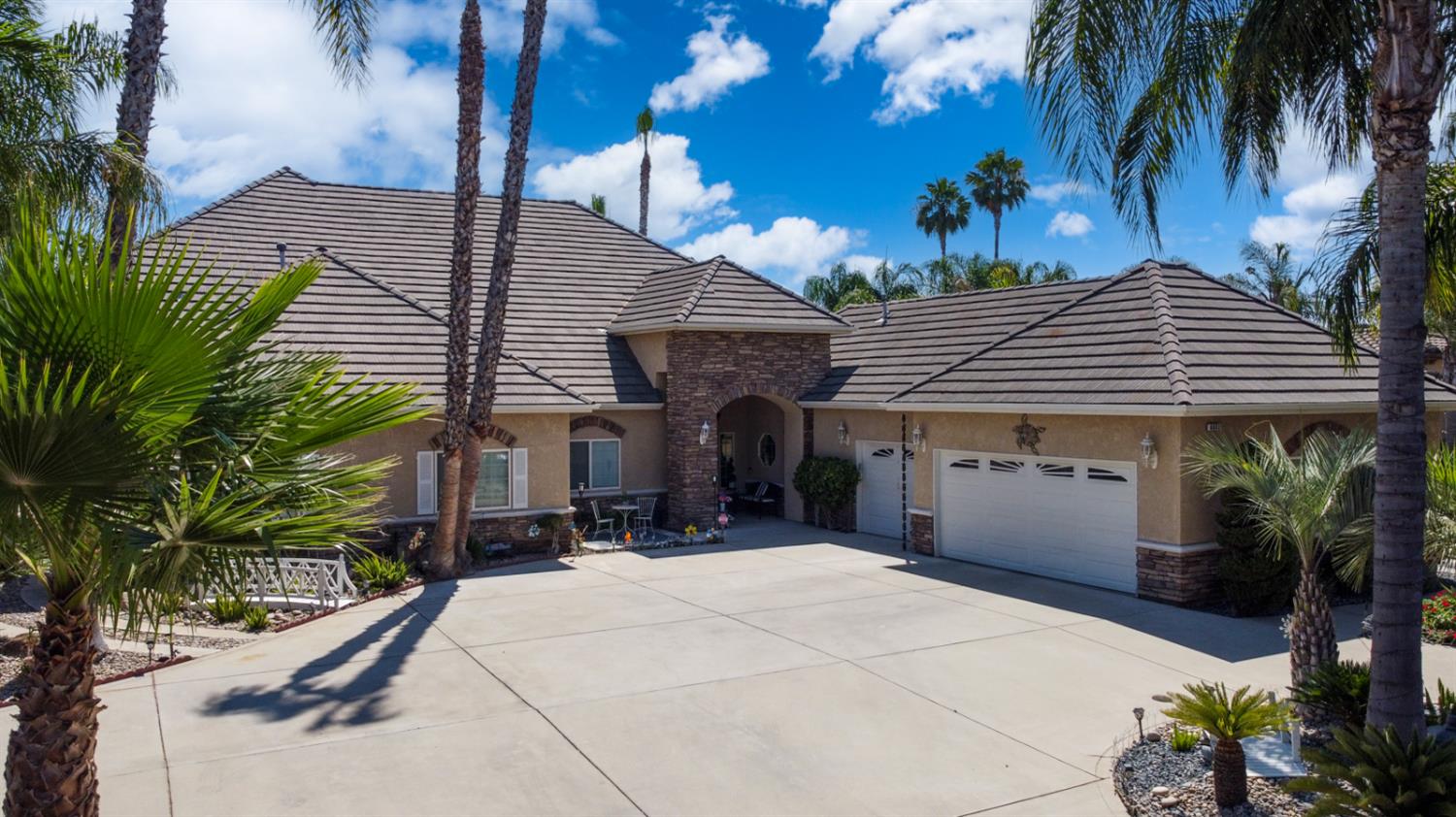 6663 Desert Springs St, Chowchilla, CA 93610