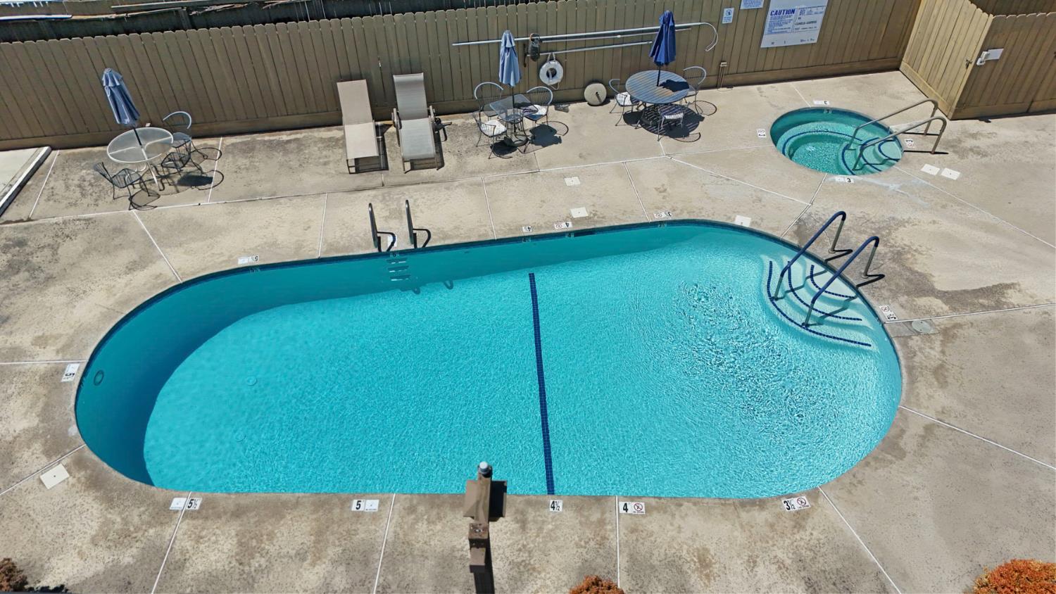 277 Garden Circle Dr, Manteca, CA 95336