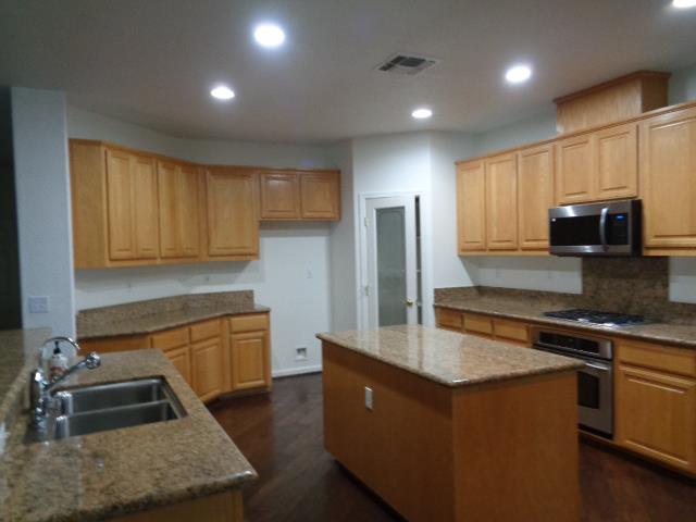 2917 Medinah Way, Modesto, CA 95355