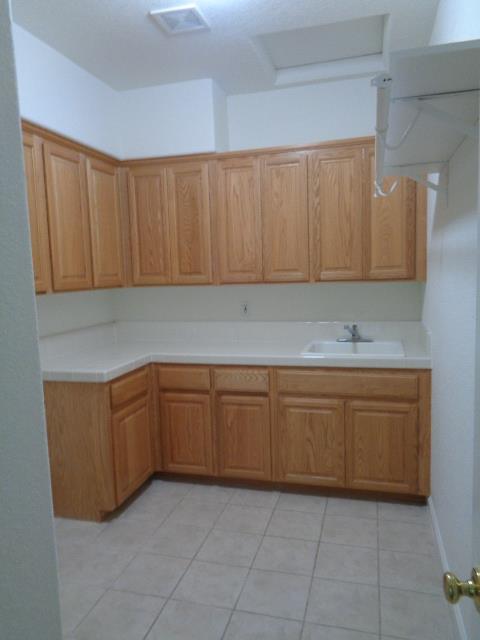 2917 Medinah Way, Modesto, CA 95355
