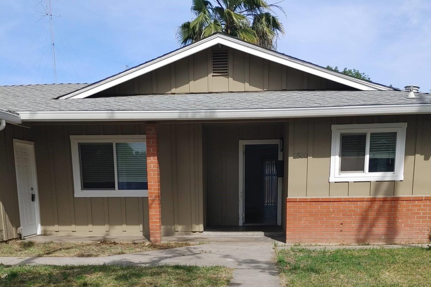 2502 Rose Ave, Modesto, CA 95355