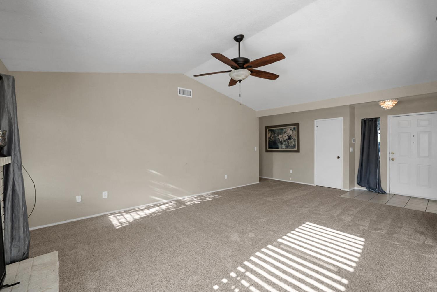 941 Arambel Dr, Patterson, CA 95363