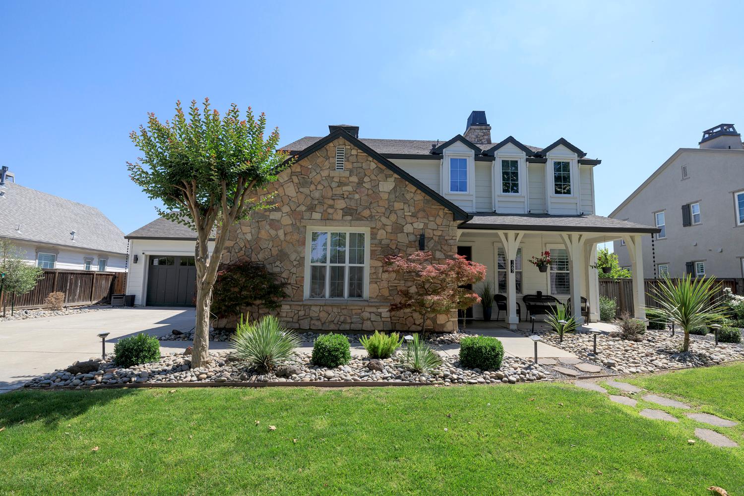 1682 Fairway Oaks Ct, Ripon, CA 95366