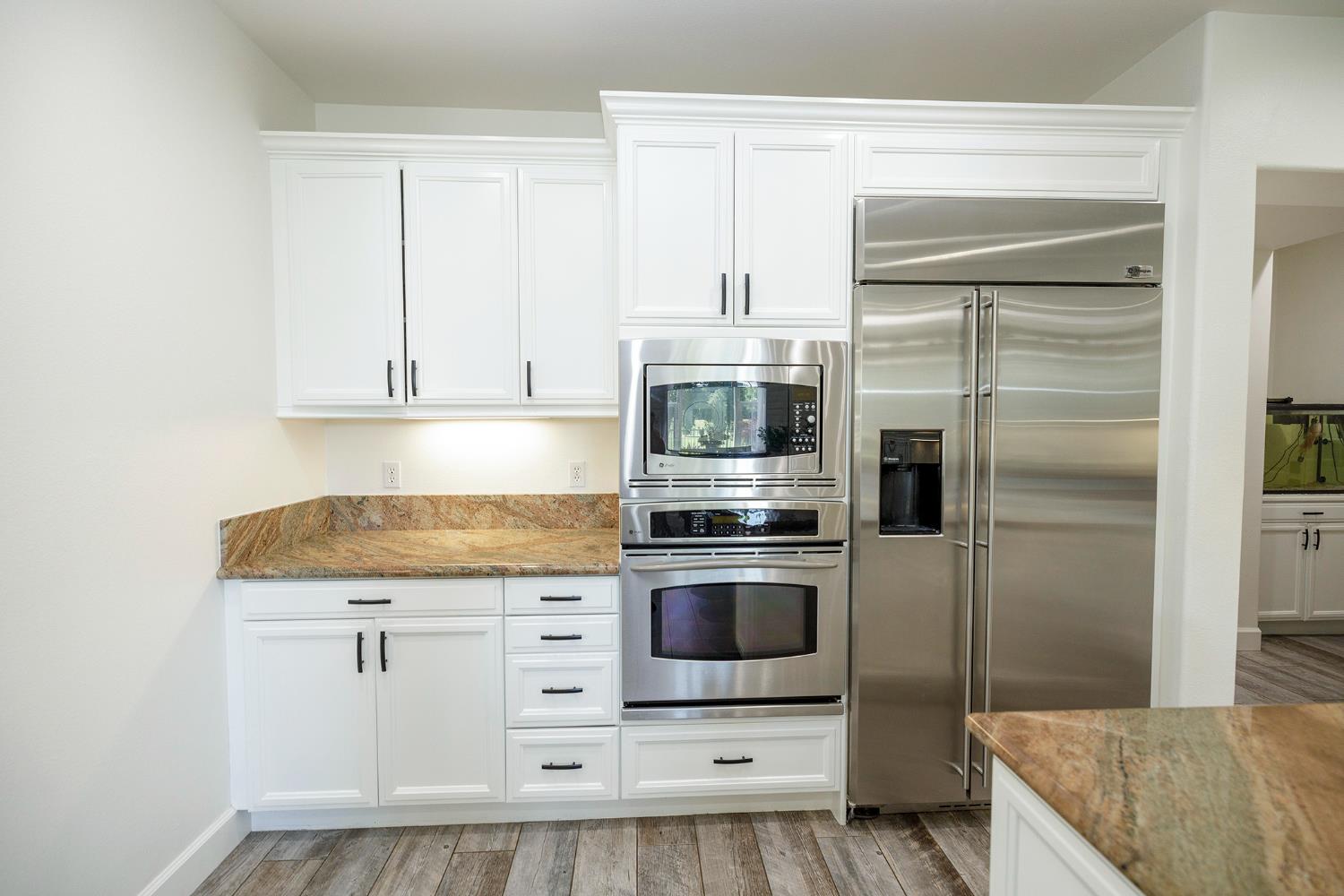 1682 Fairway Oaks Ct, Ripon, CA 95366