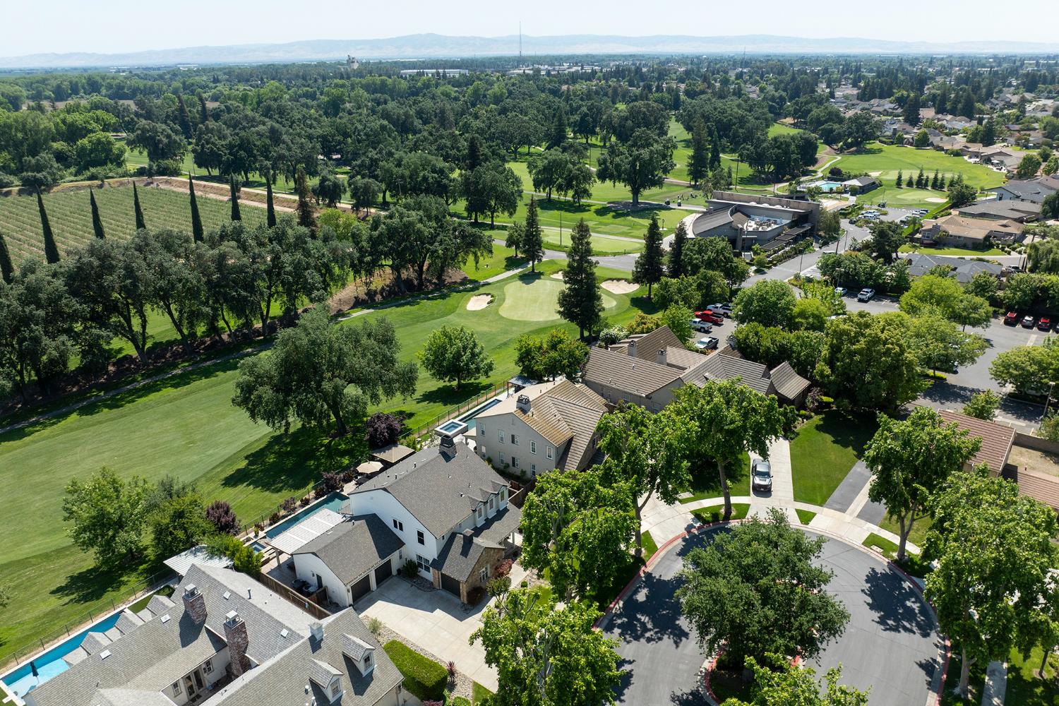 1682 Fairway Oaks Ct, Ripon, CA 95366