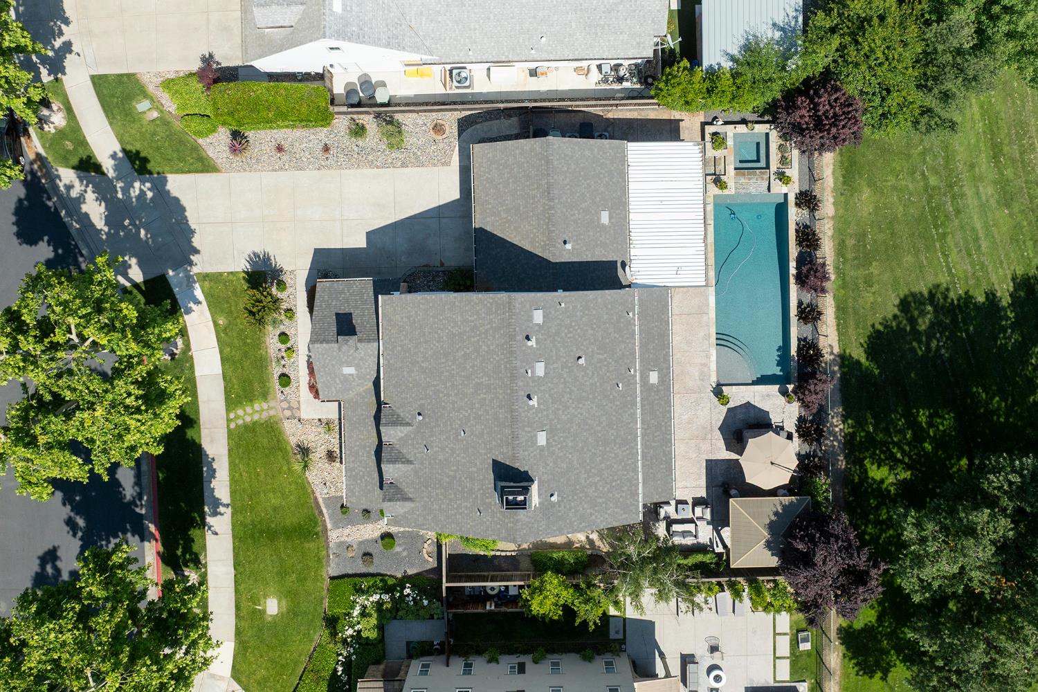 1682 Fairway Oaks Ct, Ripon, CA 95366