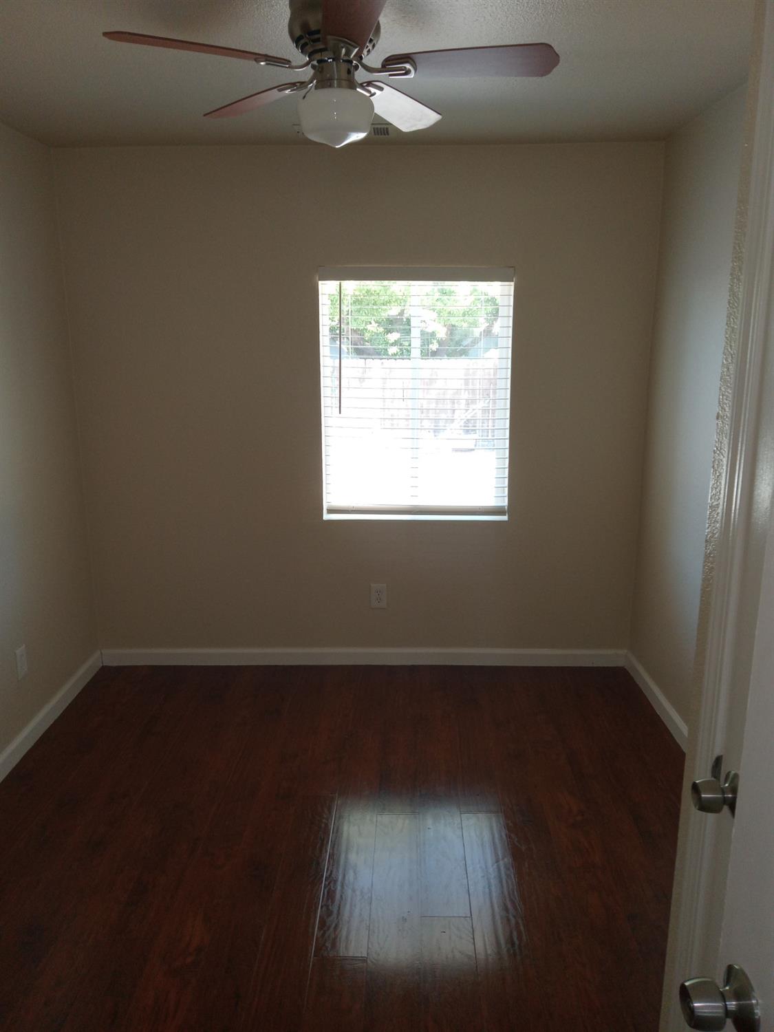 2612 Sierra St, Riverbank, CA 95367