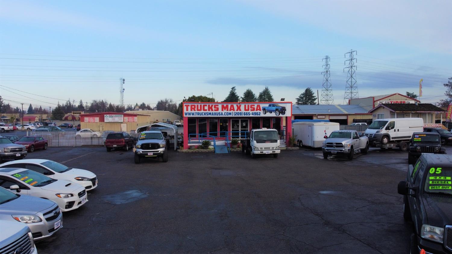 1023 1049 W Yosemite Ave, Manteca, CA 95337