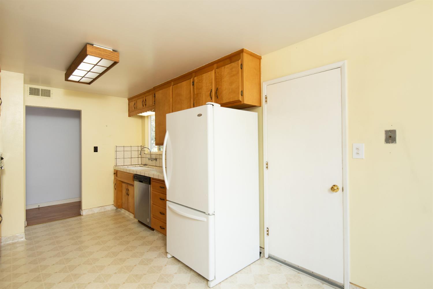 1532 Hialeah Dr, Modesto, CA 95350