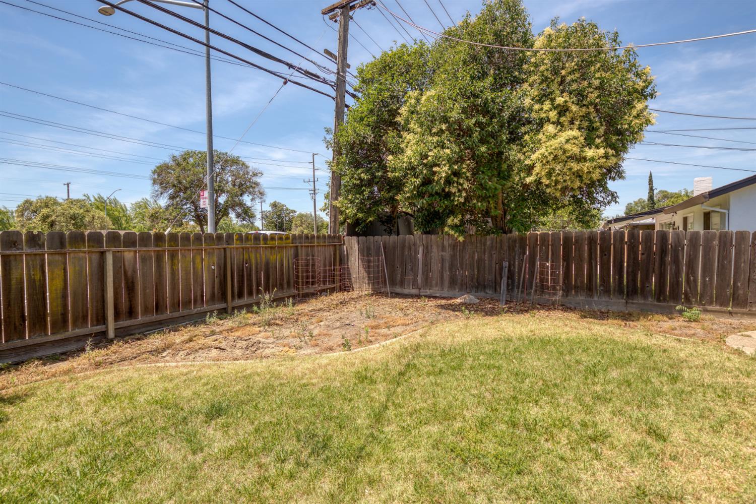 1532 Hialeah Dr, Modesto, CA 95350