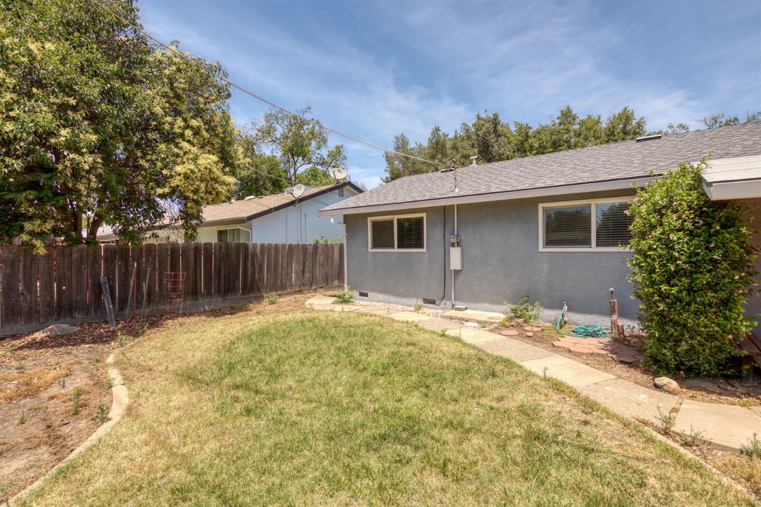 1532 Hialeah Dr, Modesto, CA 95350