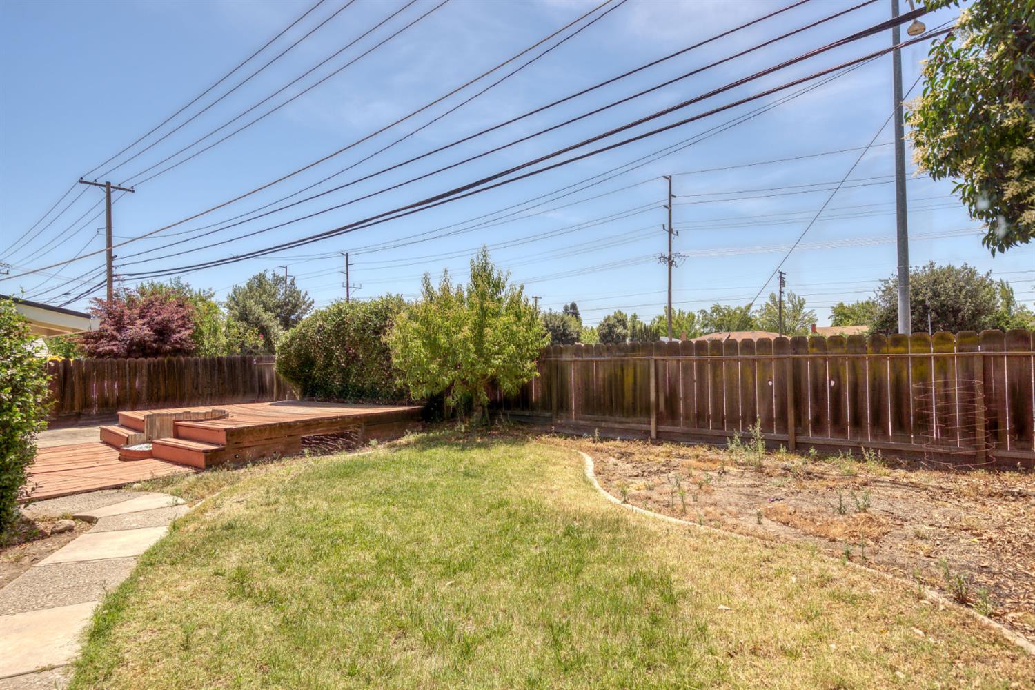 1532 Hialeah Dr, Modesto, CA 95350
