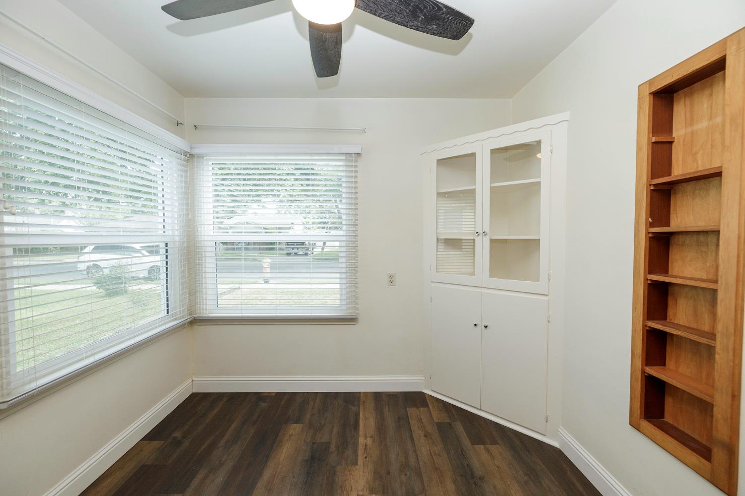 1732 2nd St, Escalon, CA 95320