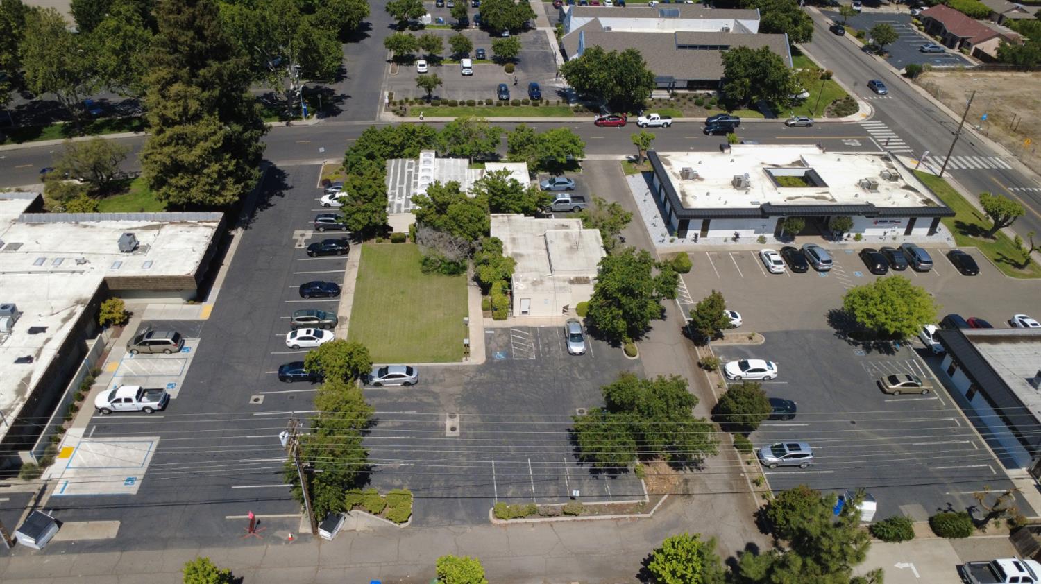 1080 Delbon Ave, Turlock, CA 95382