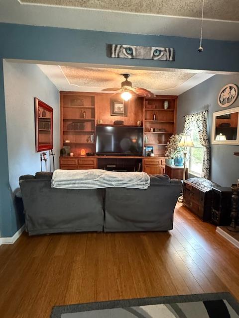 12936 Yosemite Blvd, Waterford, CA 95386