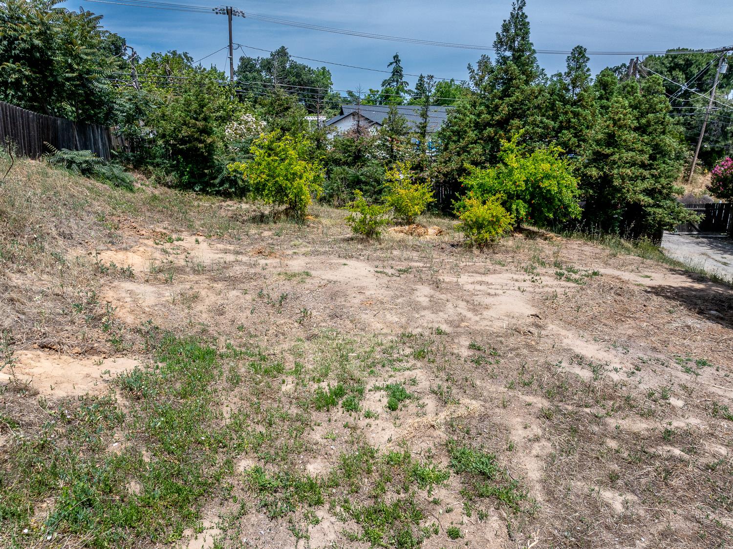 12936 Yosemite Blvd, Waterford, CA 95386