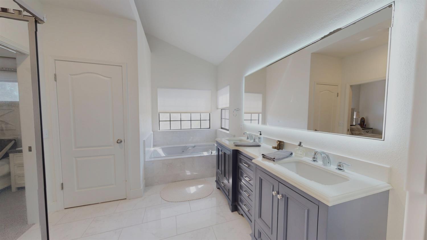 2201 Arnhem Pl, Modesto, CA 95356