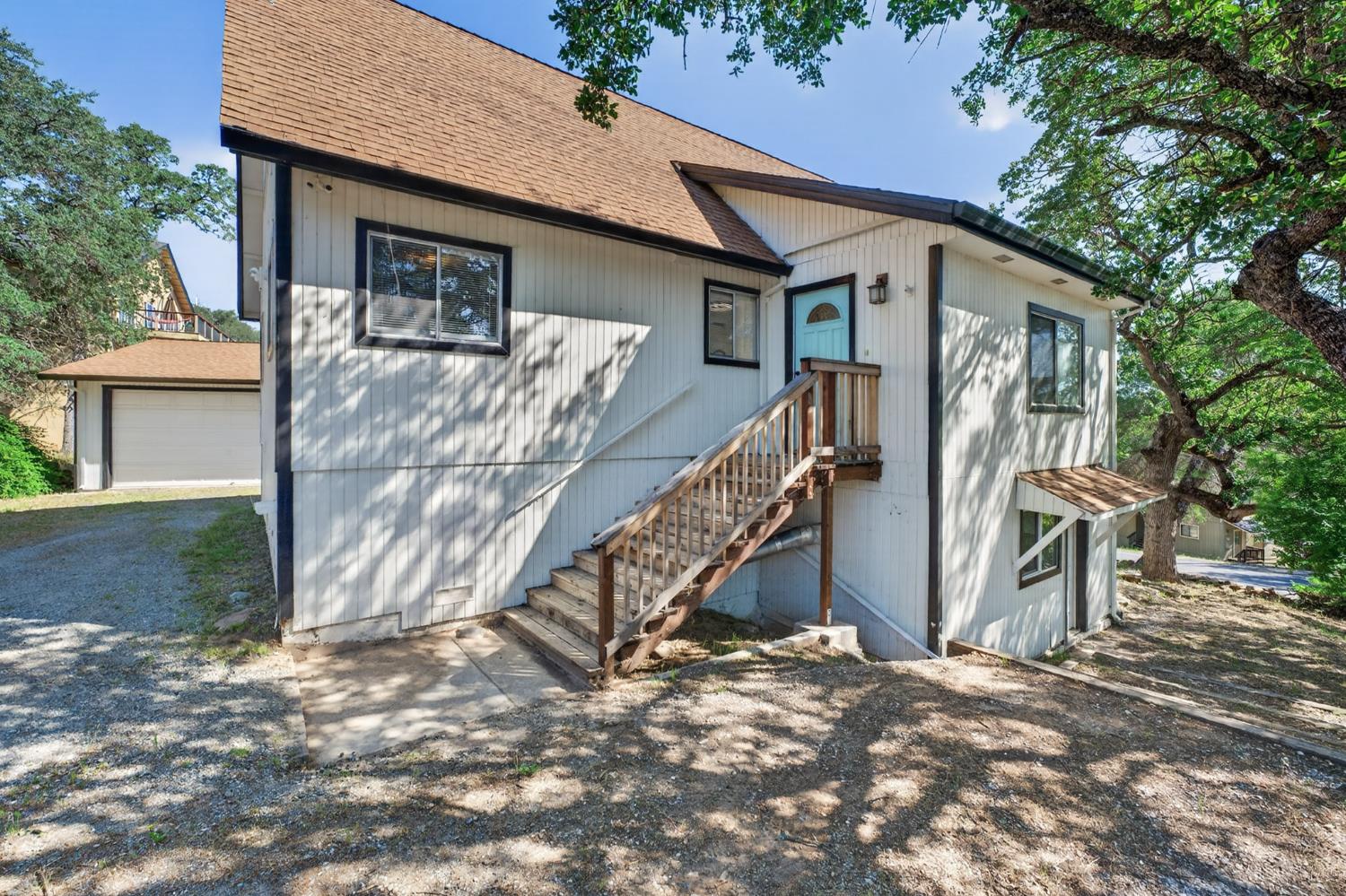 4698 Kiva Dr, Copperopolis, CA 95228