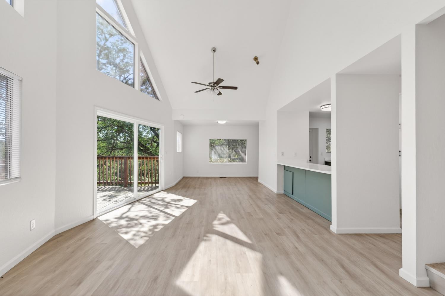 4698 Kiva Dr, Copperopolis, CA 95228