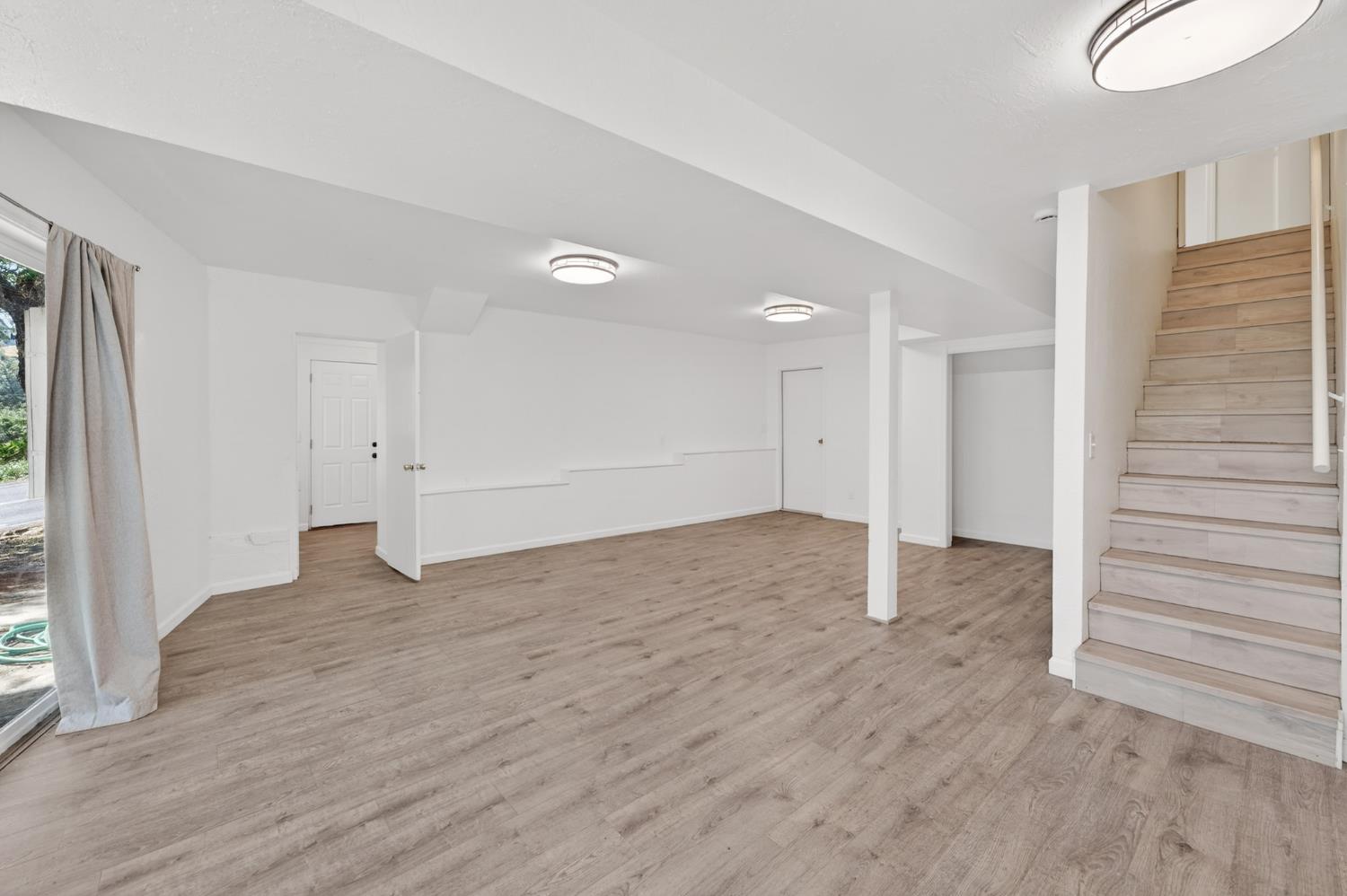 4698 Kiva Dr, Copperopolis, CA 95228