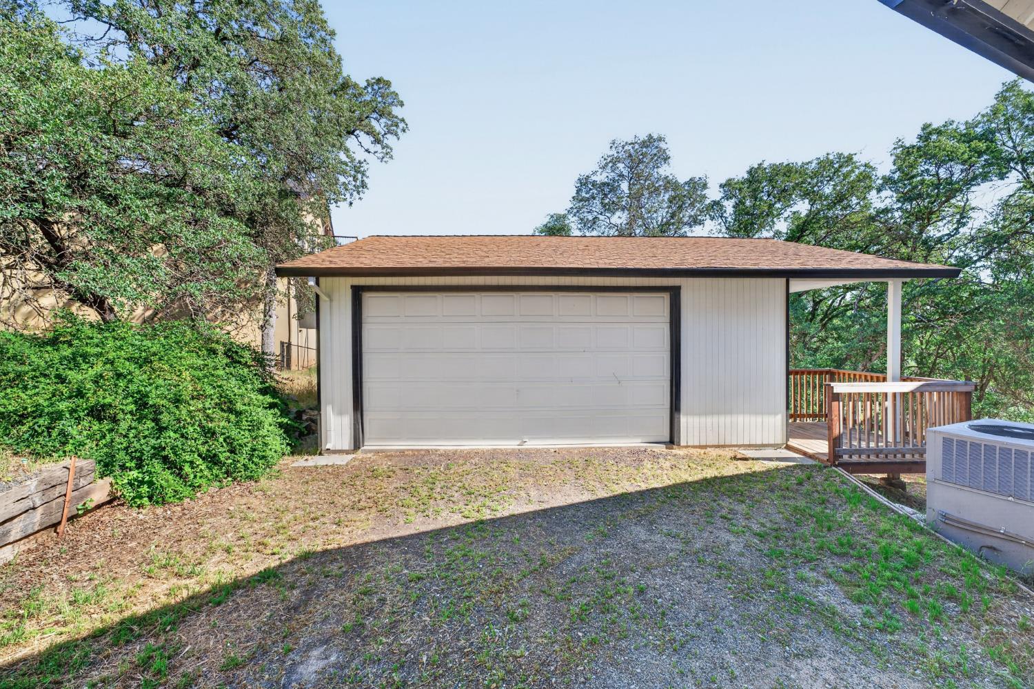4698 Kiva Dr, Copperopolis, CA 95228