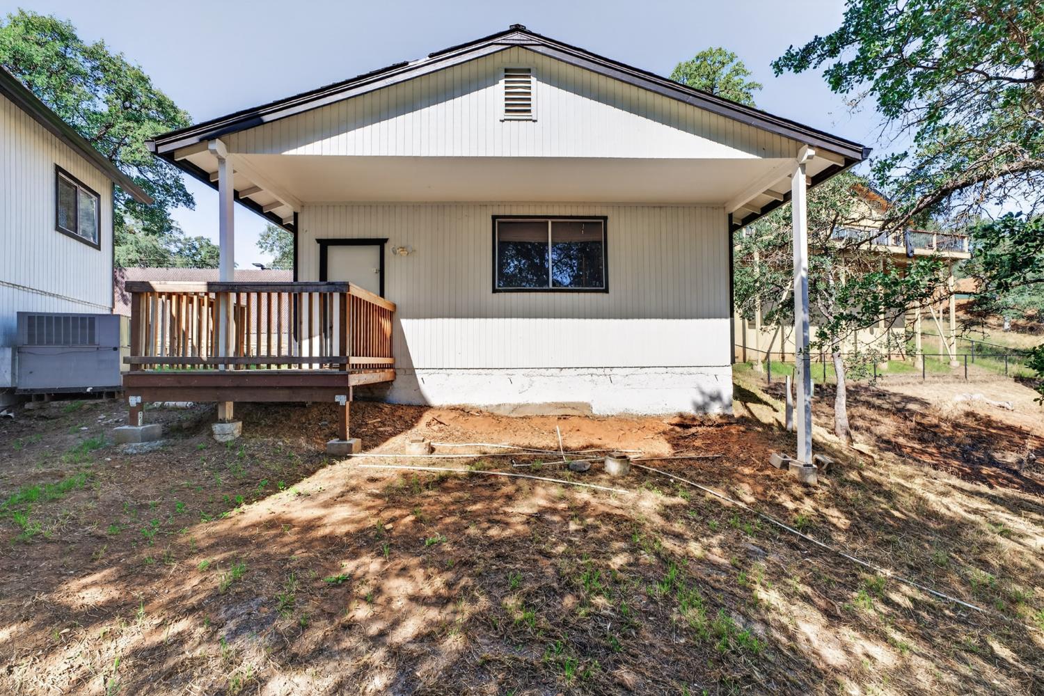 4698 Kiva Dr, Copperopolis, CA 95228
