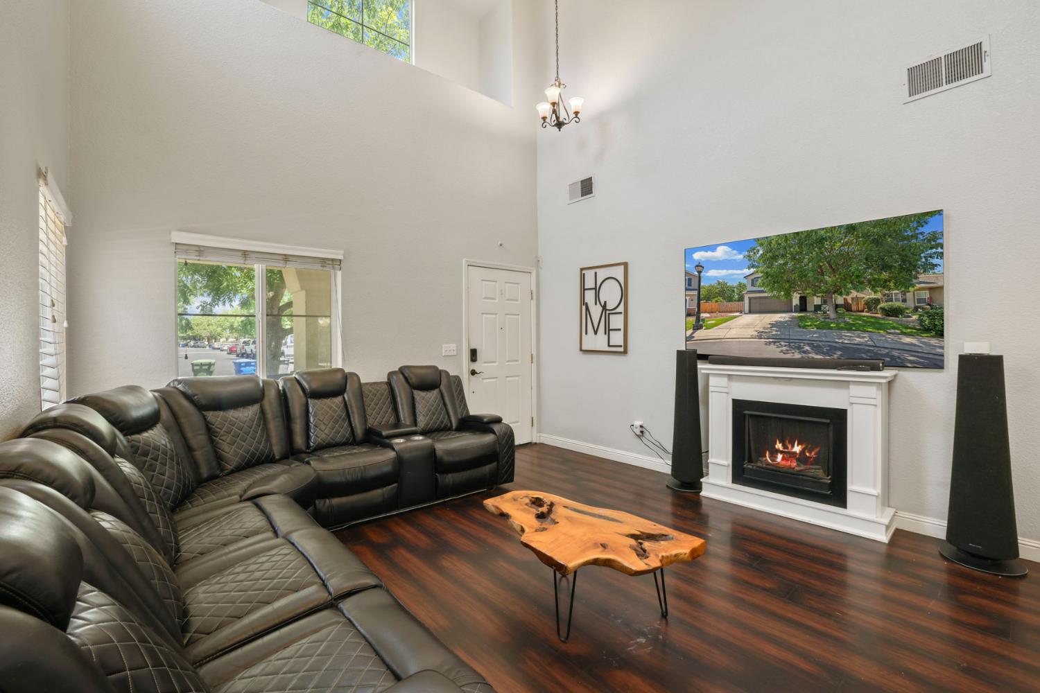 2304 Celebration Ln, Turlock, CA 95380