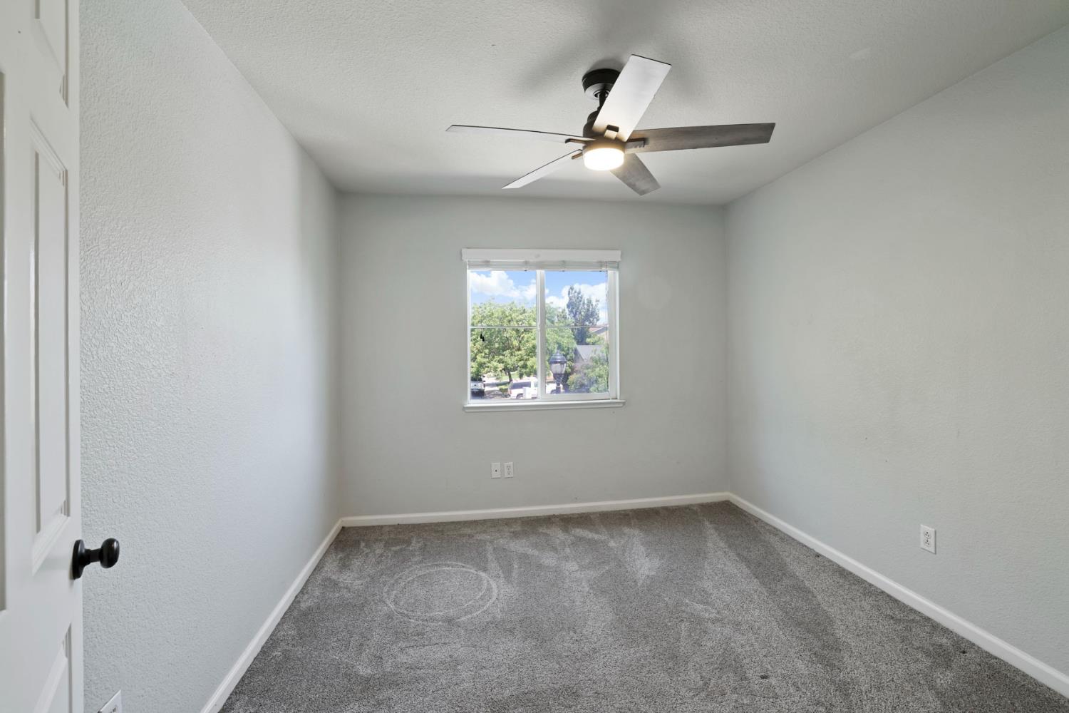 2304 Celebration Ln, Turlock, CA 95380