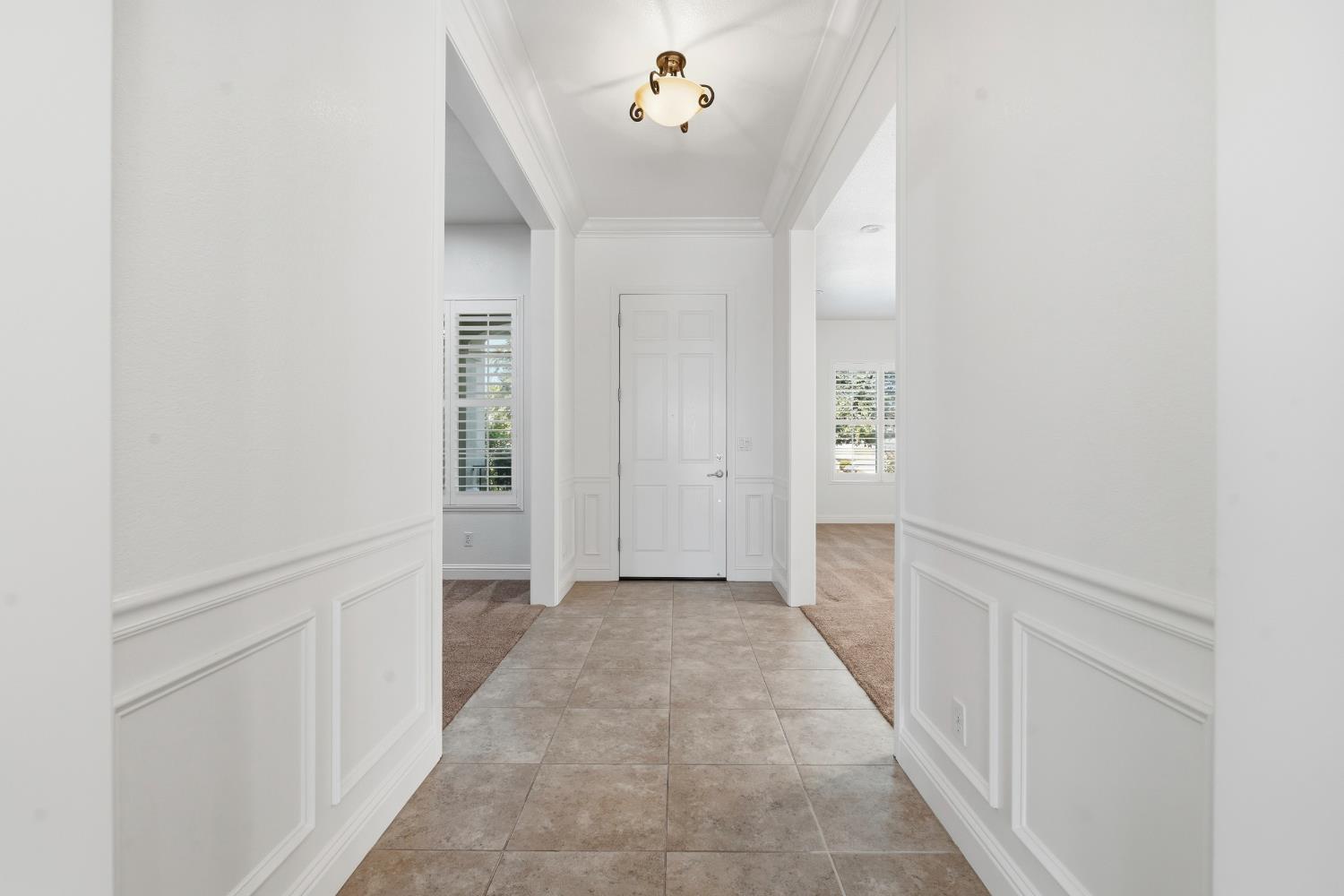 2472 Ashbridge Ln, Manteca, CA 95336