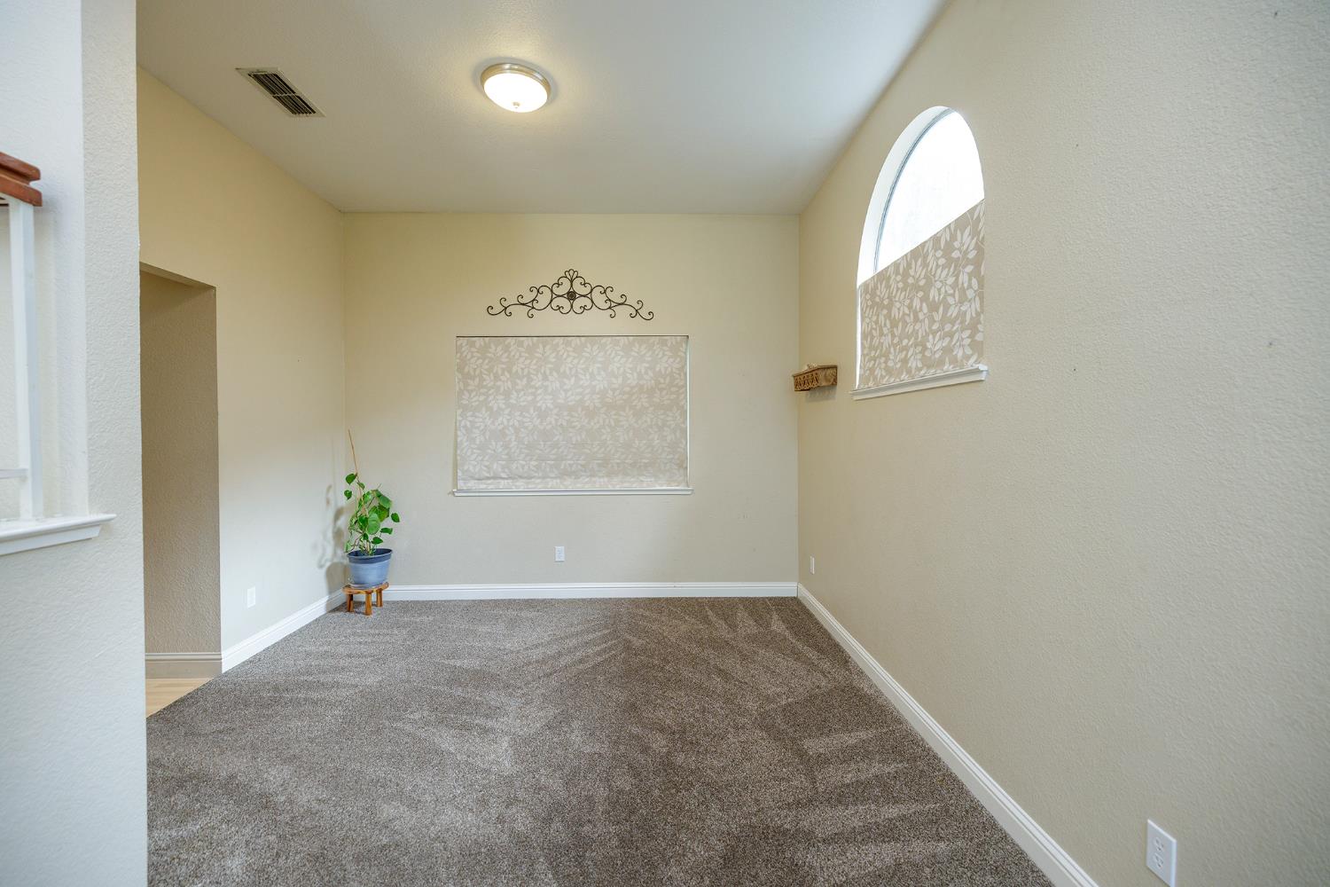 1012 Arroyo Hondo Pl, Modesto, CA 95358