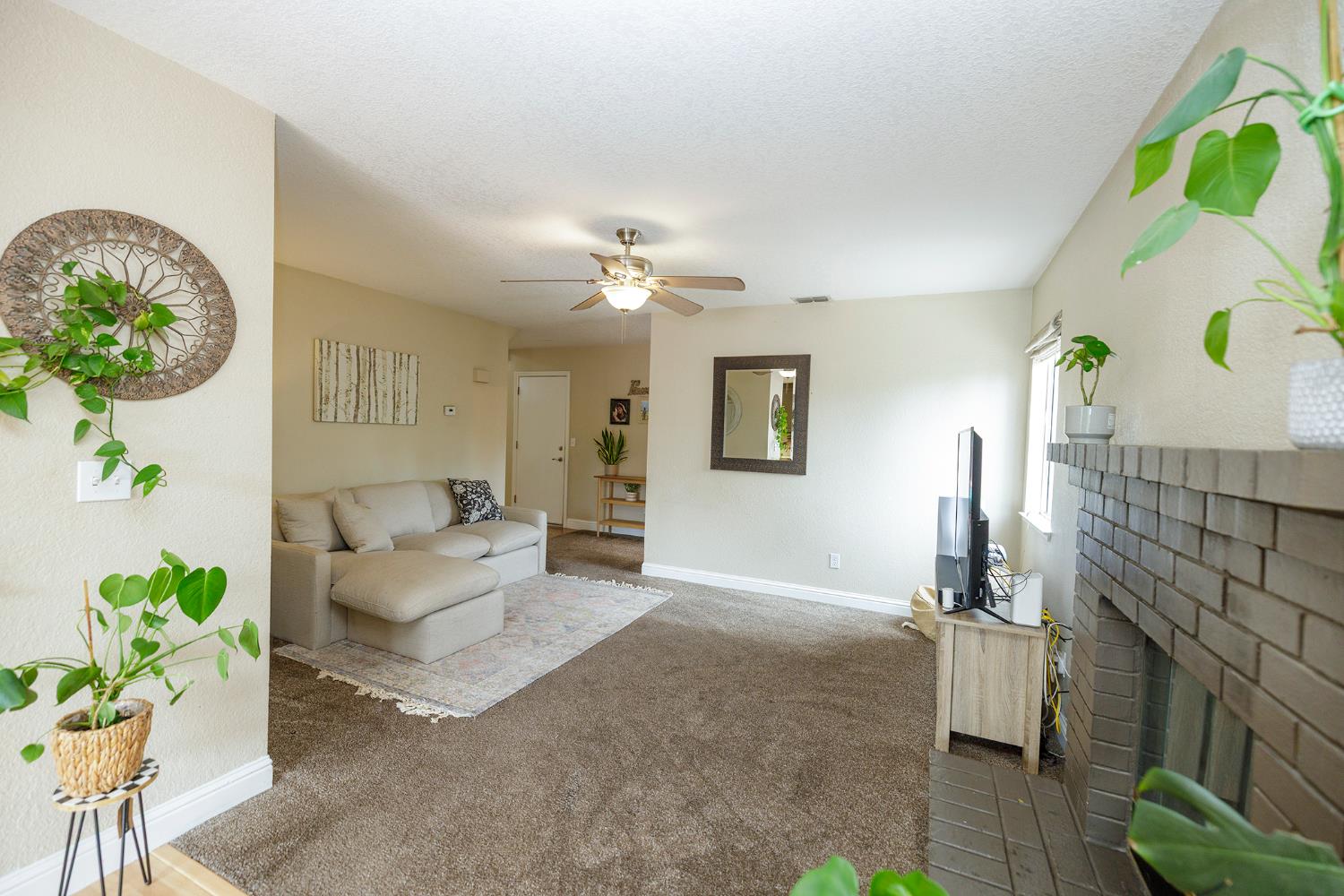 1012 Arroyo Hondo Pl, Modesto, CA 95358