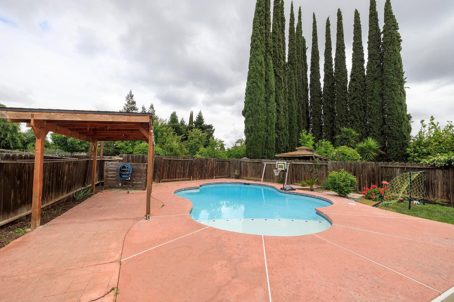 1012 Arroyo Hondo Pl, Modesto, CA 95358