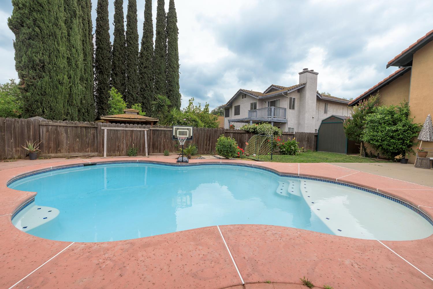 1012 Arroyo Hondo Pl, Modesto, CA 95358