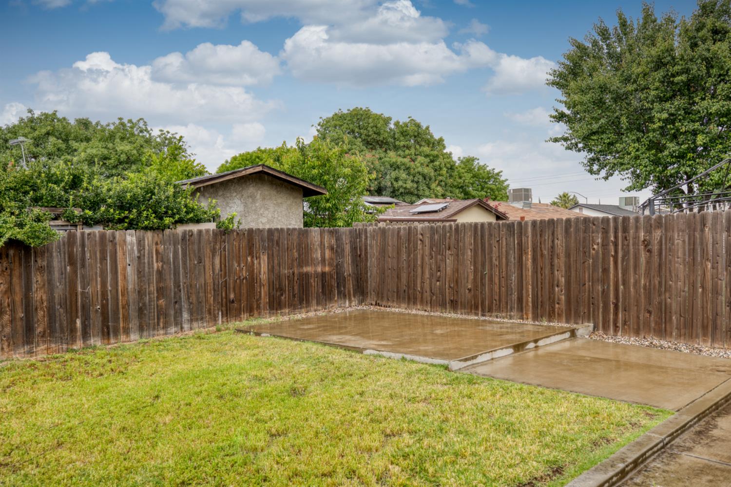 2905 Bateman Ln, Modesto, CA 95354