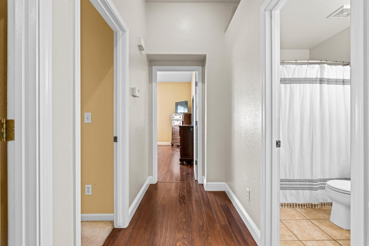 3324 Sleepy Hollow Ln, Modesto, CA 95355