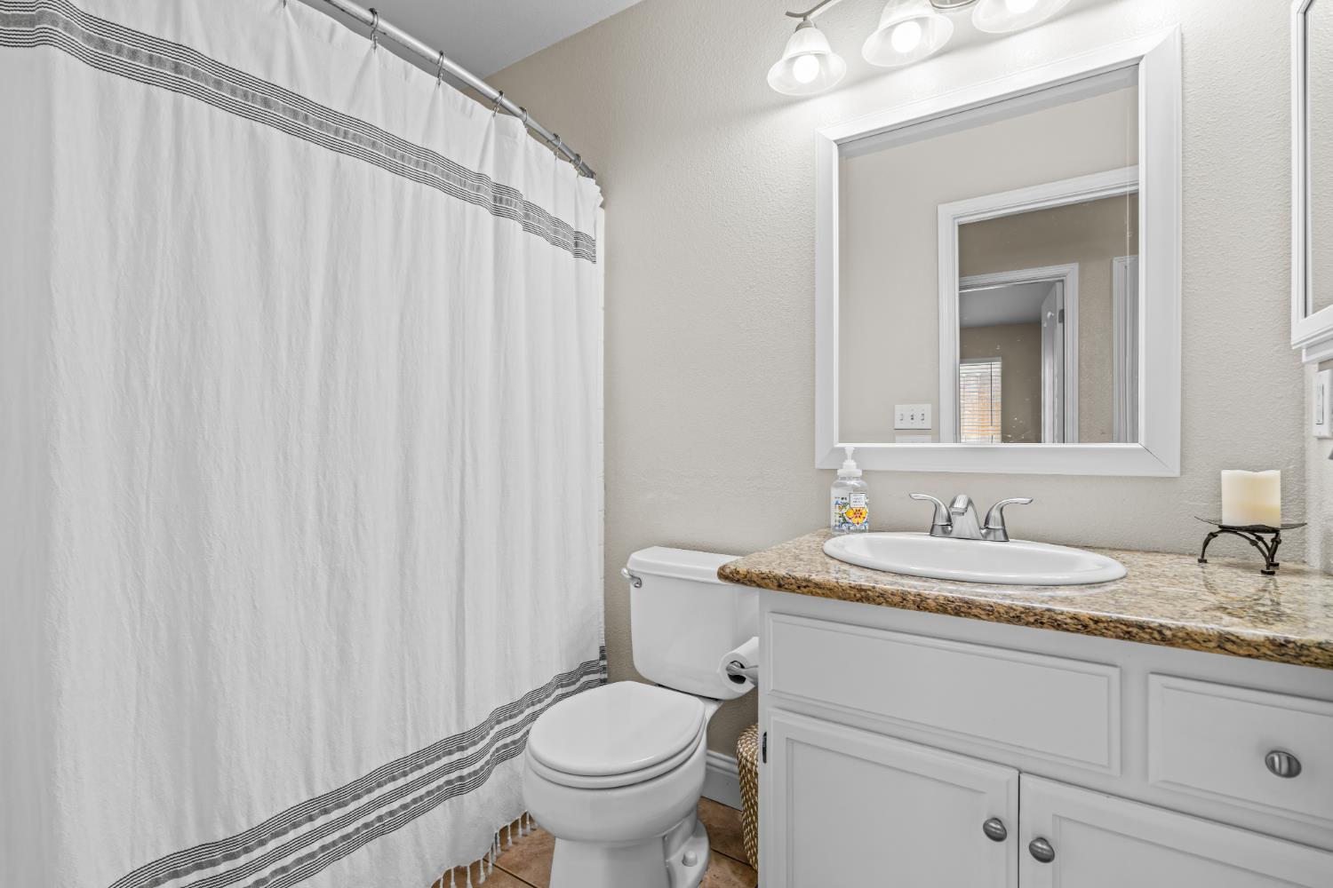 3324 Sleepy Hollow Ln, Modesto, CA 95355
