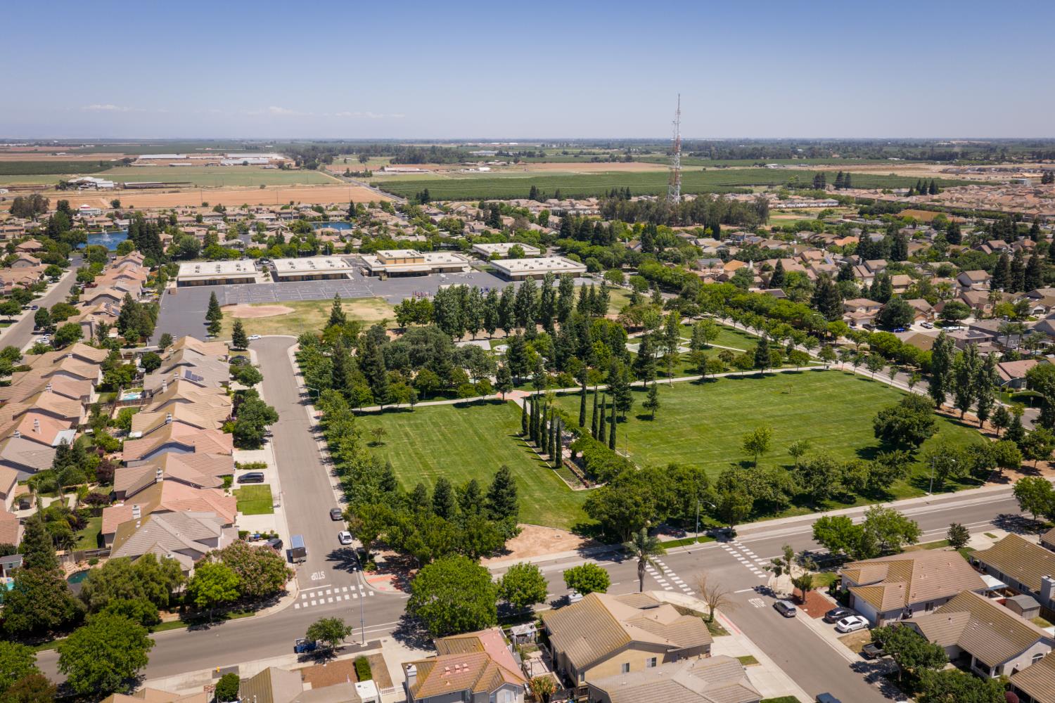 3324 Sleepy Hollow Ln, Modesto, CA 95355
